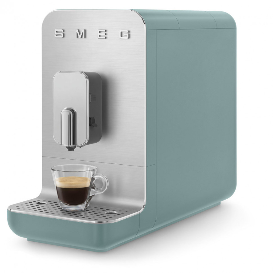 Кофемашина Smeg BCC13EGMEU зеленый